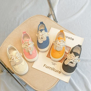 Обувь на плоской подошве ярких цветов для девочек, Коллекция 2023 года, Весенне-осенние Новые Студенческие Повседневные туфли-лодочки с мягкой подошвой Для Малышей, Обувь для малышей Для мальчиков